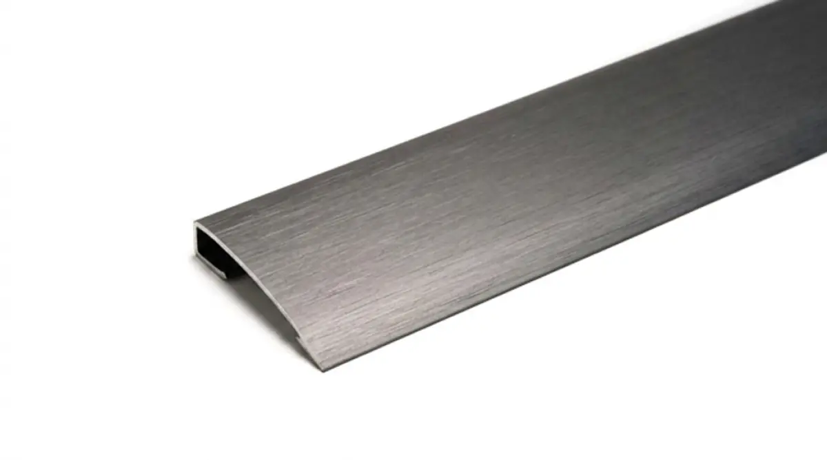Premier Coverstrip stick down brushed pewter 5 x 2,70 m.