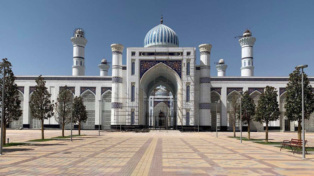 Grand Mosque Tajikistan